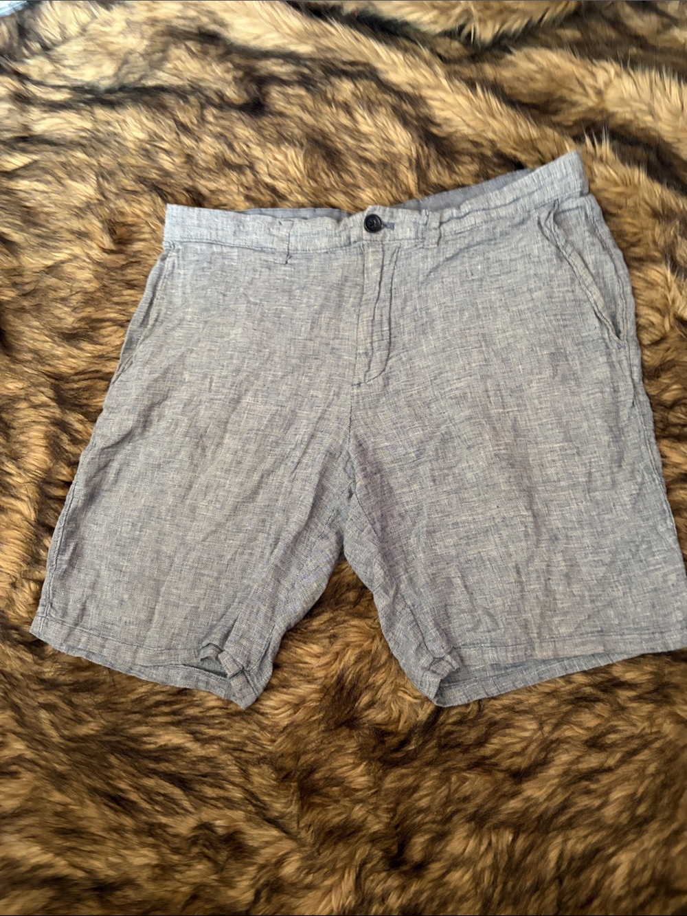 Banana Republic Light Gray Heathered Flat-Front Men's Shorts Size 33